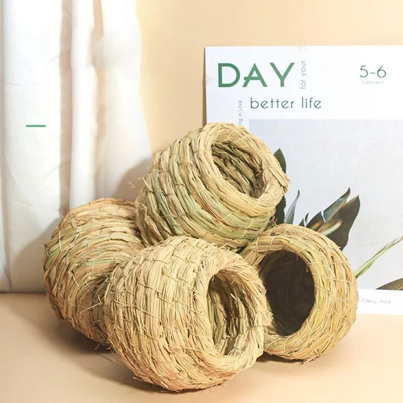 1pc Natural Handmade Straw Bird Nest Pigeon House Parrot Nest Warm Pet Bedroom Courtyard Small Animal Bird Cages - Slobuy