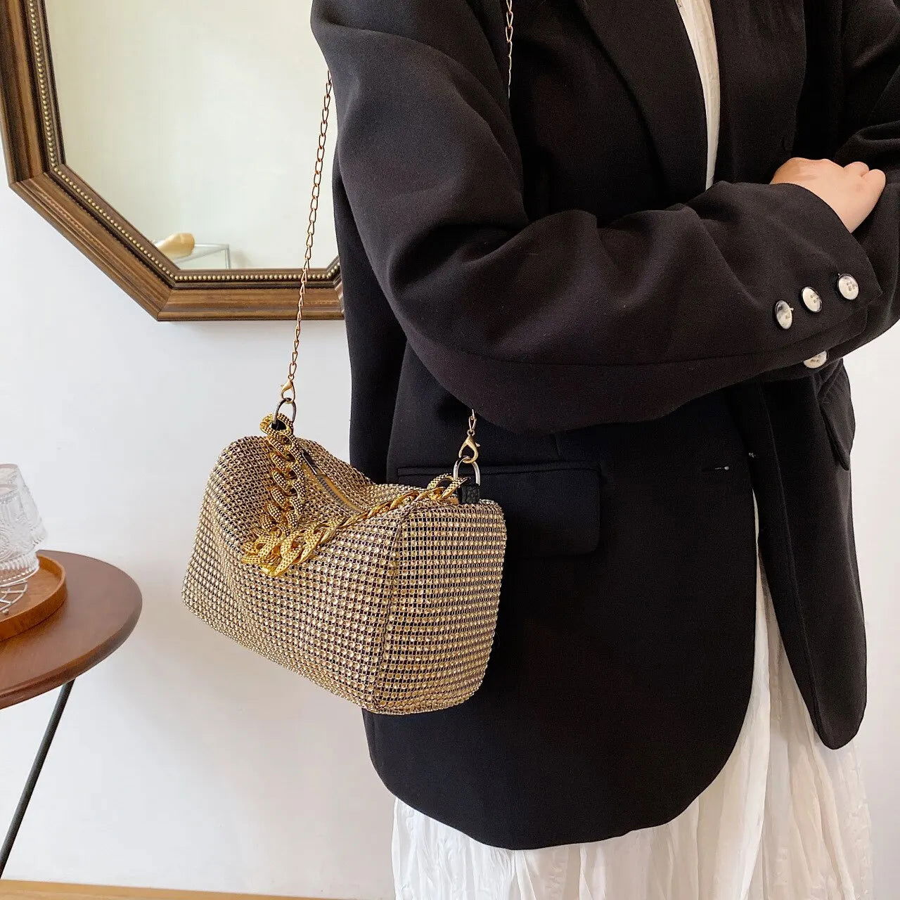 1pc New Portable Fashion Women's Crossbody Bag With Bright Diamonds And Metal Chains PU Material For Dinner Parties Everyday - Slobuy