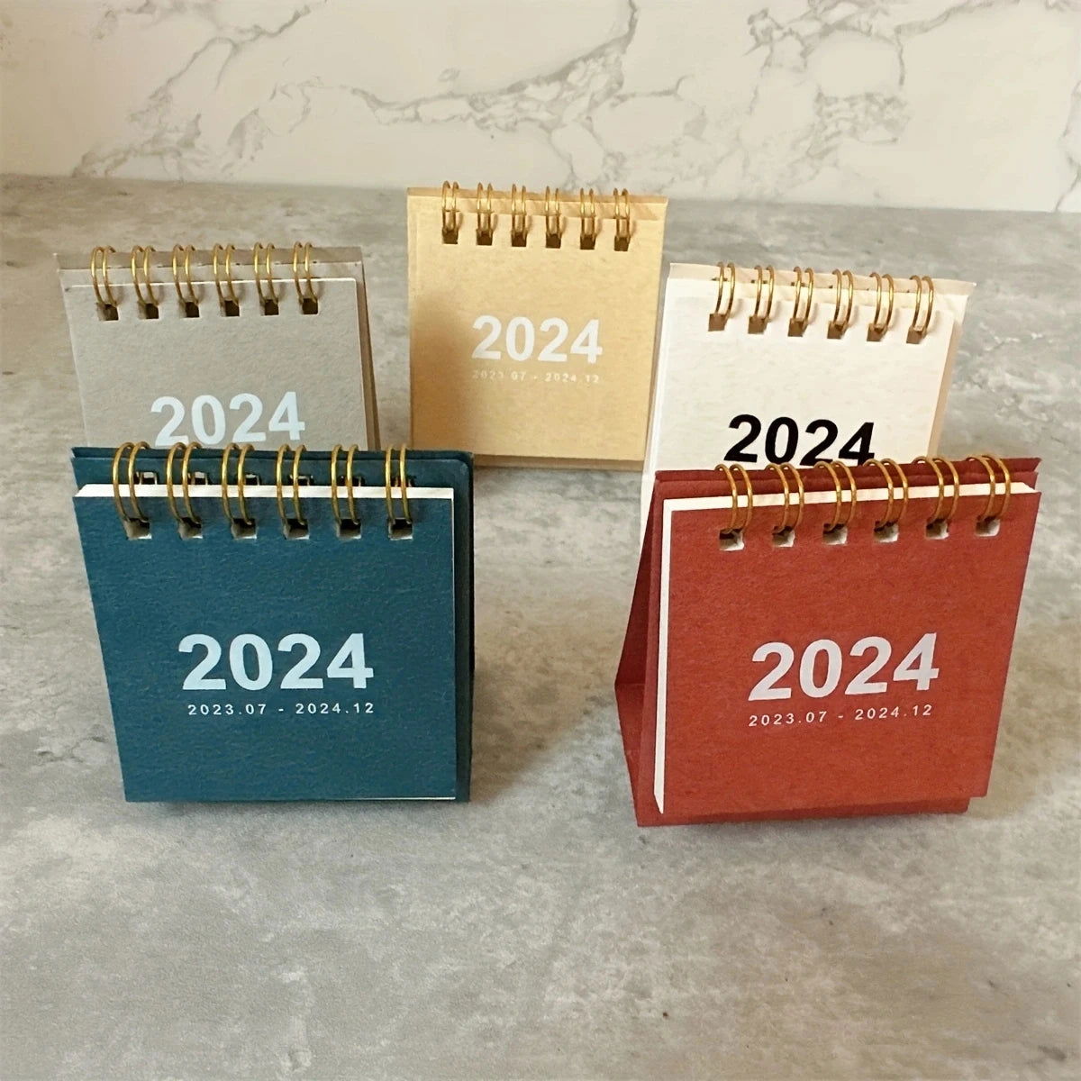 2023-2024 Retro Simple Solid Color Desk Calendar Desktop Paper Mini Stand Calendar Daily Table Planner Yearly Agenda Organizer - Slobuy