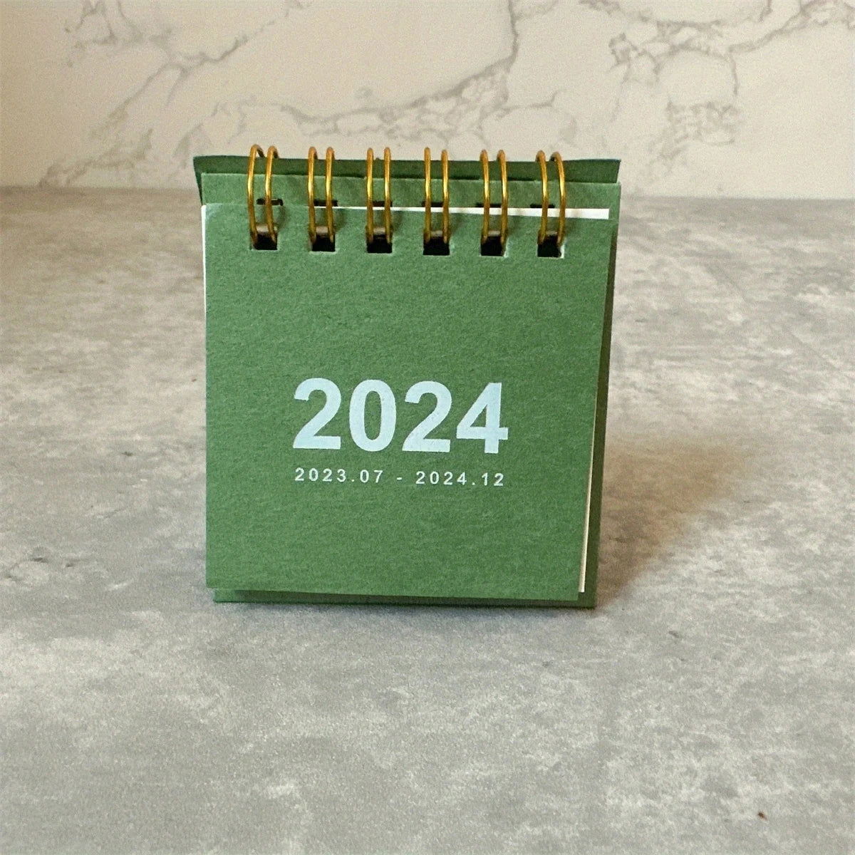 2023-2024 Retro Simple Solid Color Desk Calendar Desktop Paper Mini Stand Calendar Daily Table Planner Yearly Agenda Organizer - Slobuy
