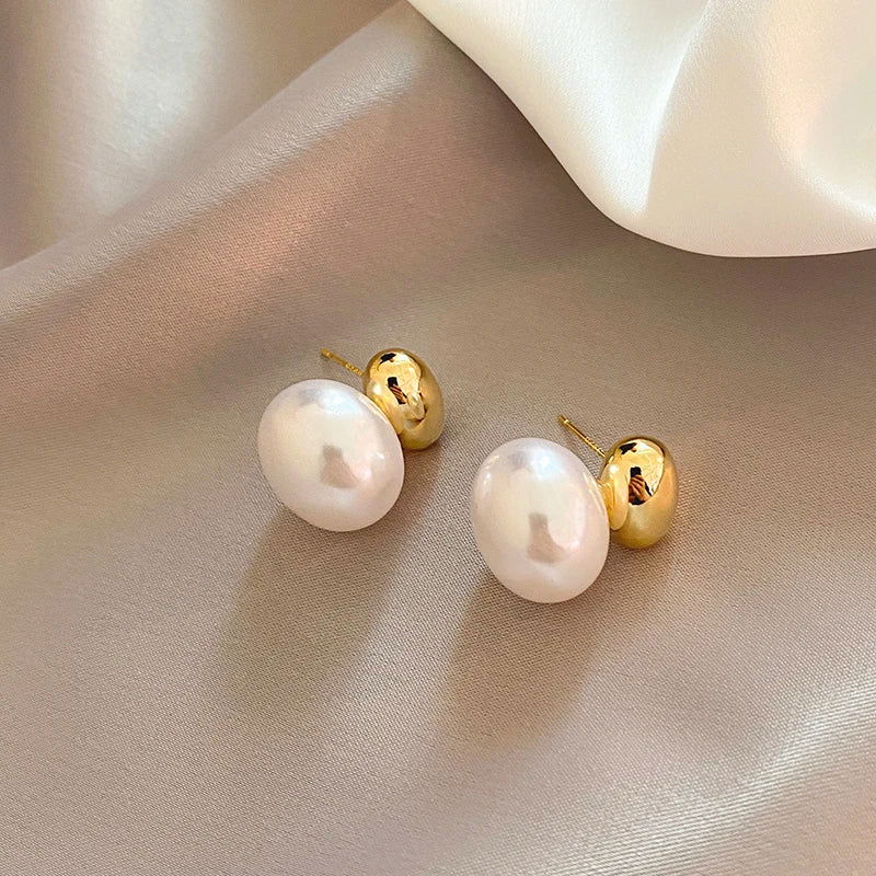 2023 New French Elegant Gold Color Bean Spliced Flat Pearl Earrings for Korean Fashion Jewelry Party Women's Sweet Accessories - Slobuy