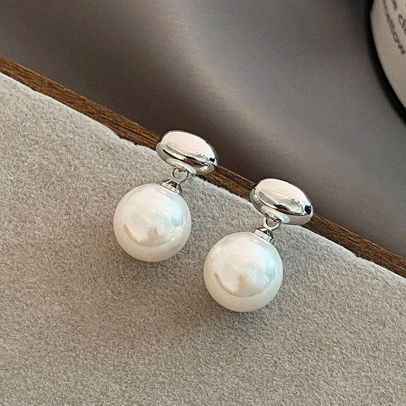 2023 New French Elegant Gold Color Bean Spliced Flat Pearl Earrings for Korean Fashion Jewelry Party Women's Sweet Accessories - Slobuy