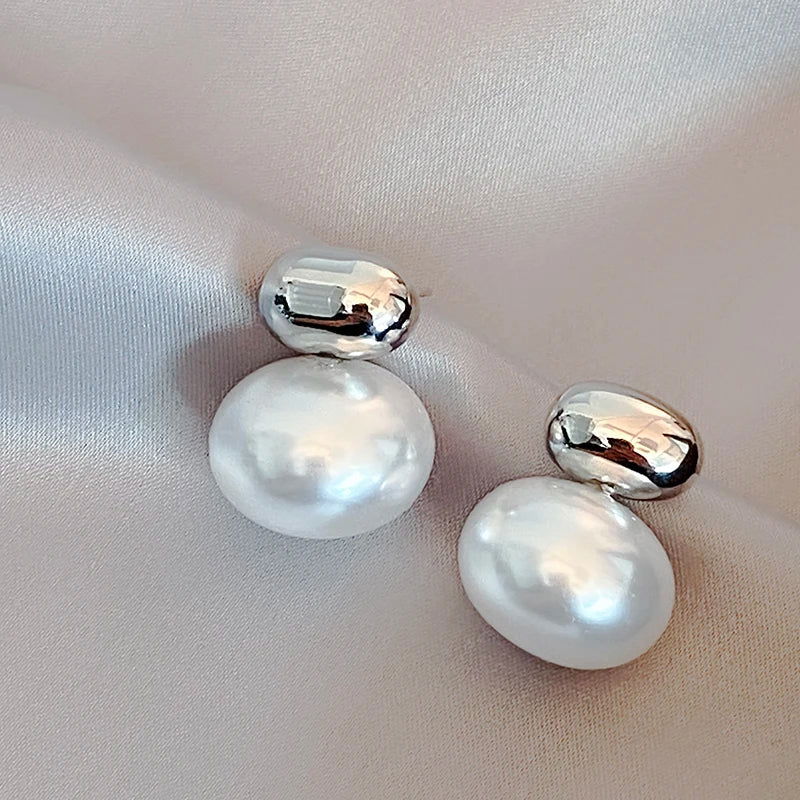 2023 New French Elegant Gold Color Bean Spliced Flat Pearl Earrings for Korean Fashion Jewelry Party Women's Sweet Accessories - Slobuy