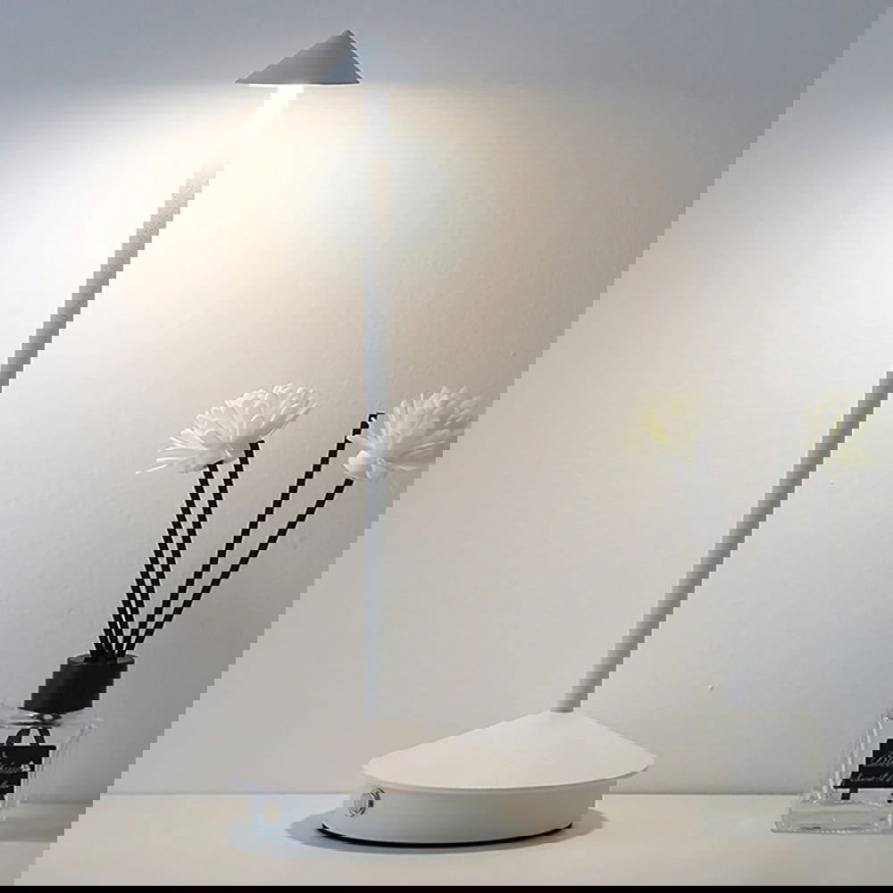 Arrow table lamp LED rechargeable table lamp portable all aluminum bedside lamp restaurant bar atmosphere night lamp - Slobuy