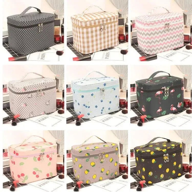 Cute Travel Portable Waterproof Large Capacity Makeup Storage Bag Geometric Pattern Polyester Material Unisex Urban Simple Style - Slobuy