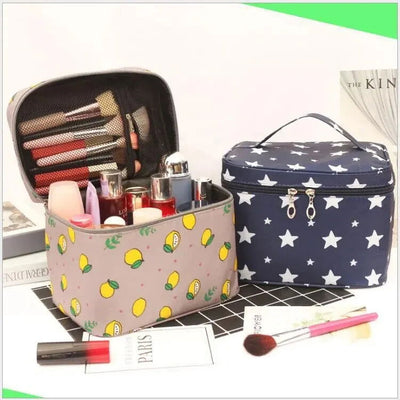Cute Travel Portable Waterproof Large Capacity Makeup Storage Bag Geometric Pattern Polyester Material Unisex Urban Simple Style - Slobuy
