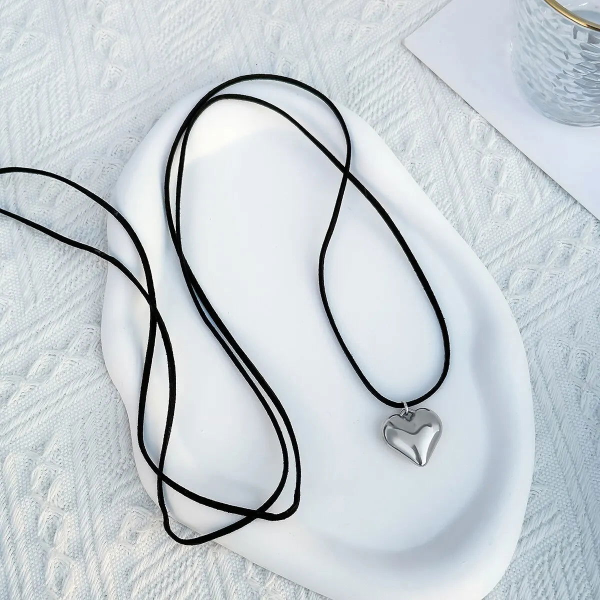 Exaggerated Black Velvet Big Heart Pendant Choker Necklace Women Knotted Bowknot Adjustable Rope Chain Jewelry Wed Accessories - Slobuy