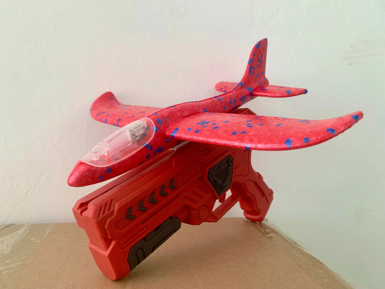 Glowing Foam Aircraft 10M Launcher Catapult Glider Aircraft Gun Toy Children's Outdoor Game Bubble Model Shooting Flying Roundab - Slobuy