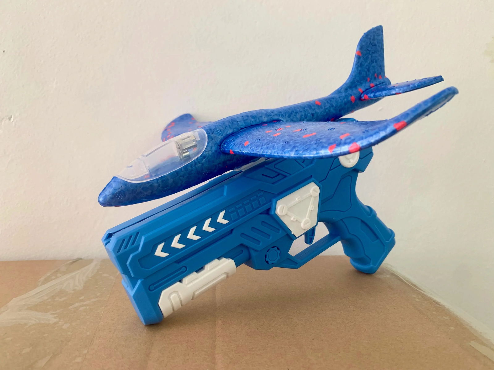 Glowing Foam Aircraft 10M Launcher Catapult Glider Aircraft Gun Toy Children's Outdoor Game Bubble Model Shooting Flying Roundab - Slobuy