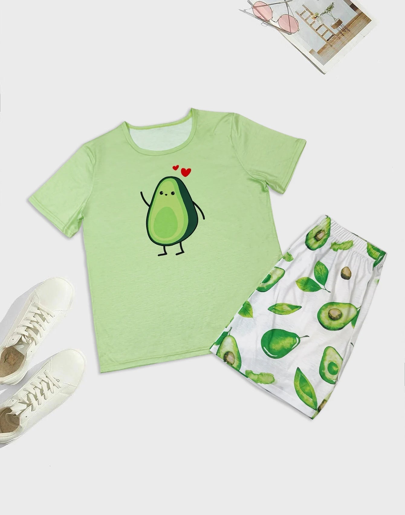 Men's casual pajamas home clothing fashionable style avocado series short sleeved shorts two-piece set for parent-child wear - Slobuy