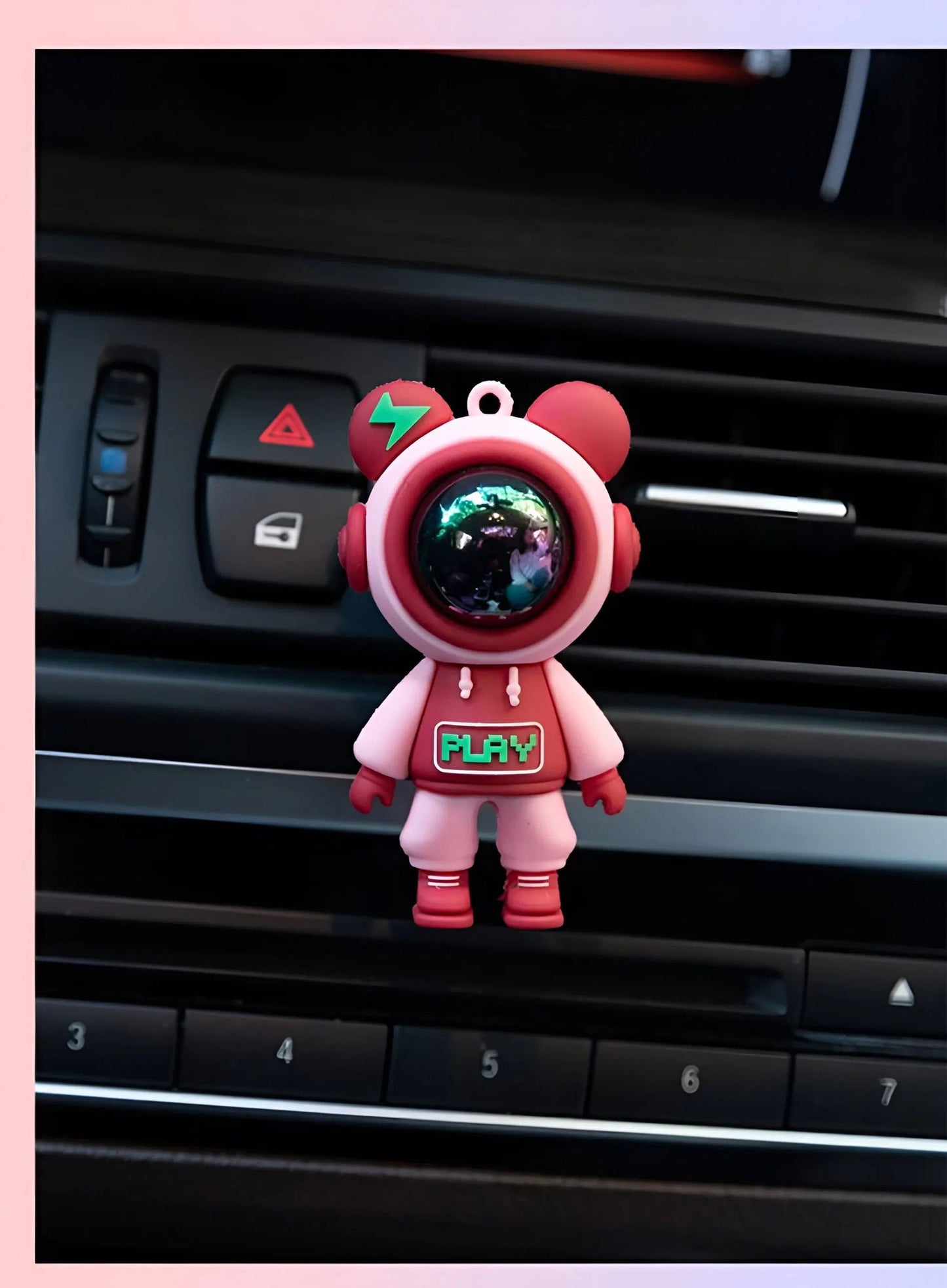 New Lightning Violent Bear Doll Outlet Perfume Clip Cartoon Astronaut Car Chain Couple Bag Pendant Creative Auto Accessories - Slobuy