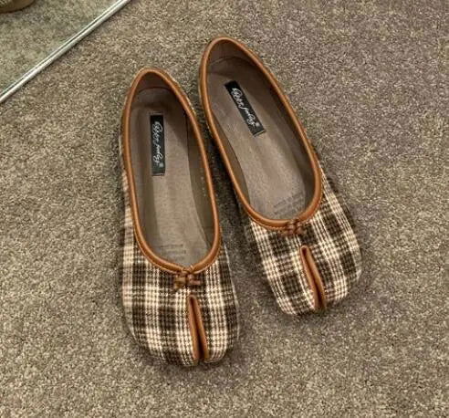 Tabi Ninja Shoes Woman Microfiber Leather Comfy Flats Split Toe Slippers Soft Bottom Loafers Brief Ladies Trotter Moccasins 2023 - Slobuy