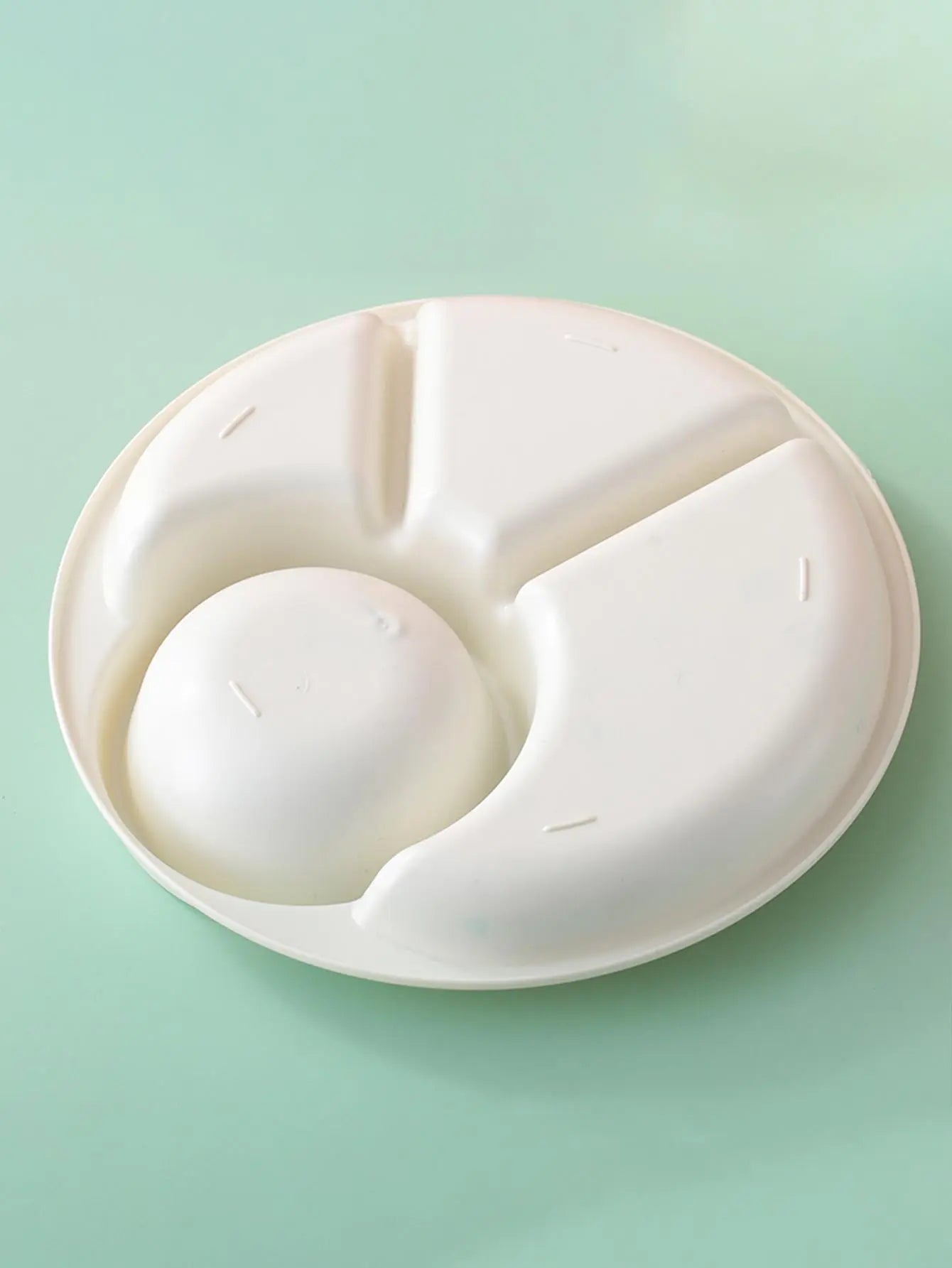 WORTHBUY Reusable Round Dinner Plate With Fork Spoon Kitchen Dinnerware Divided Plates For Adults Children Microwave Safe Dish - Slobuy