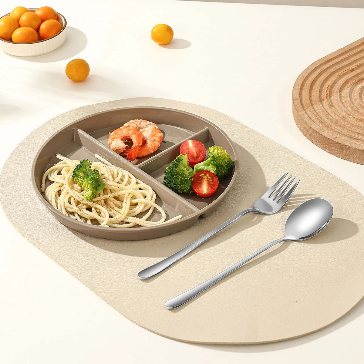 WORTHBUY Round Divided Dinner Plate Microwave Safe Food Plates Fruit Salad Serving Tray Kitchen Tableware Plastic Dinner Dishes - Slobuy