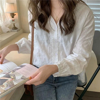 White Sweet V-neck Lace Long Sleeved Shirt With Bubble Sleeves Versatile Top Autumn Retro Sweet Single Breasted Women's Clothing - Slobuy