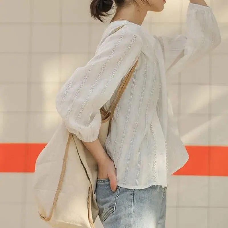 White Sweet V-neck Lace Long Sleeved Shirt With Bubble Sleeves Versatile Top Autumn Retro Sweet Single Breasted Women's Clothing - Slobuy